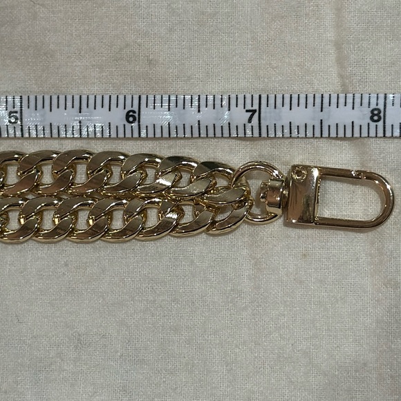 Unbranded 8” Gold-Tone Replacement Chain Strap, Extender for Wallets & Wristlets - Picture 10 of 10